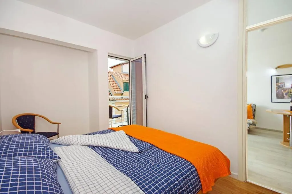 Split In Your Pocket Apartment For 4 Person